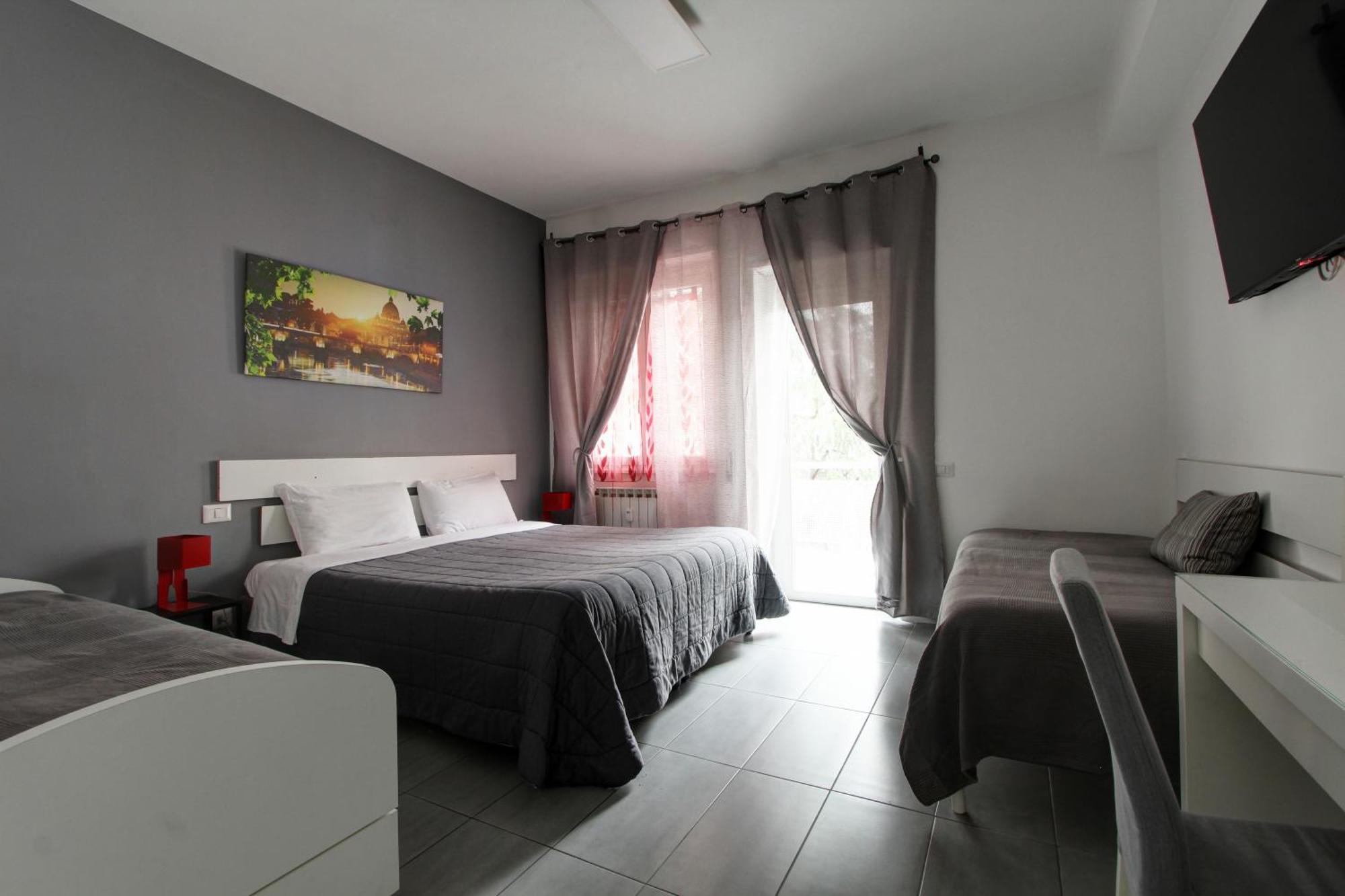 Vatican Central Suites — Photos 1